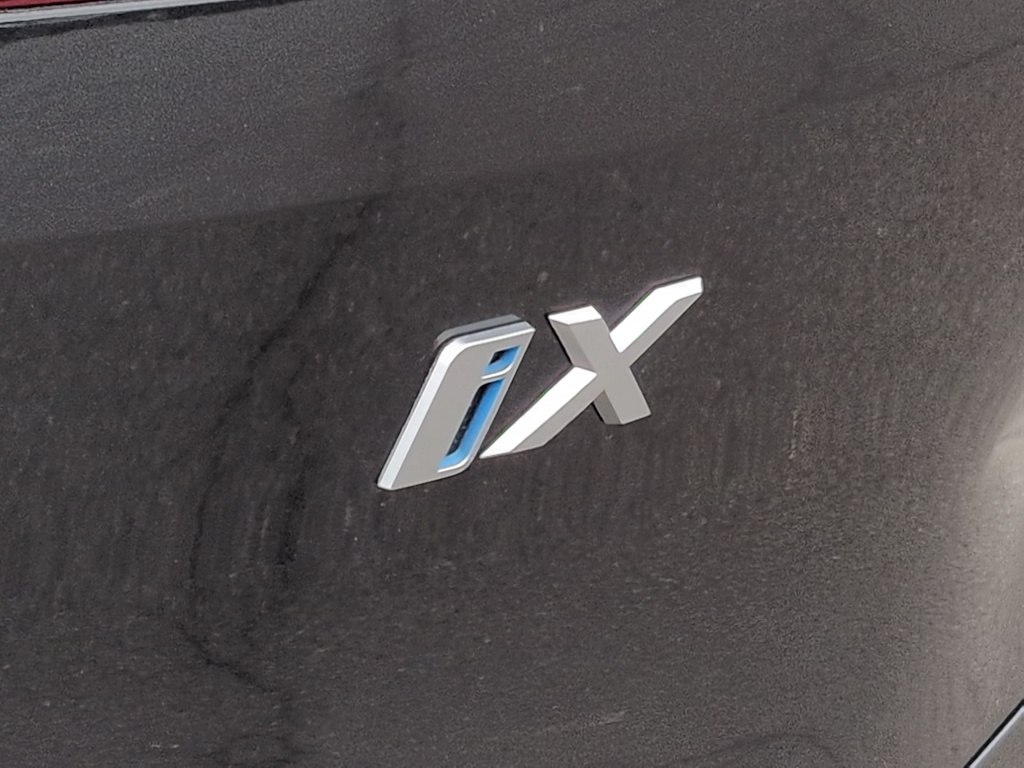 Thumbnail: 2024 BMW iX - 25