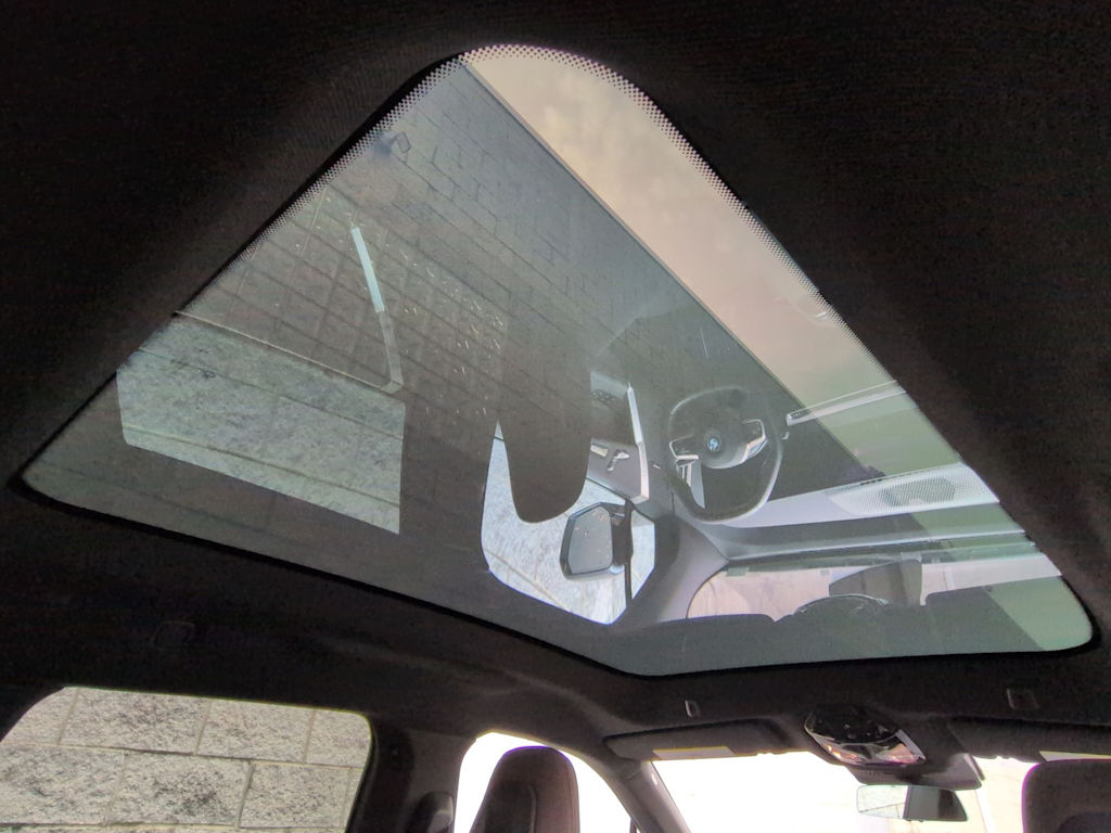 Thumbnail: 2025 BMW iX - 29