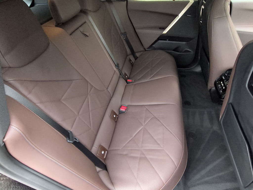 Thumbnail: 2025 BMW iX - 28