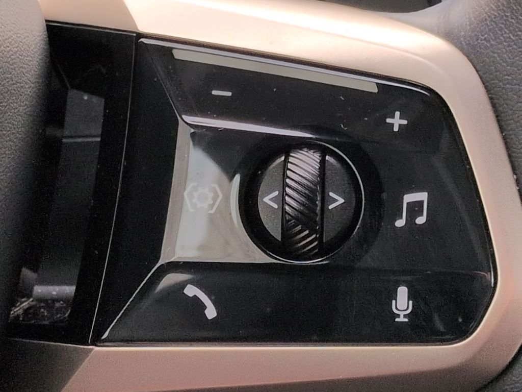 Thumbnail: 2025 BMW iX - 15