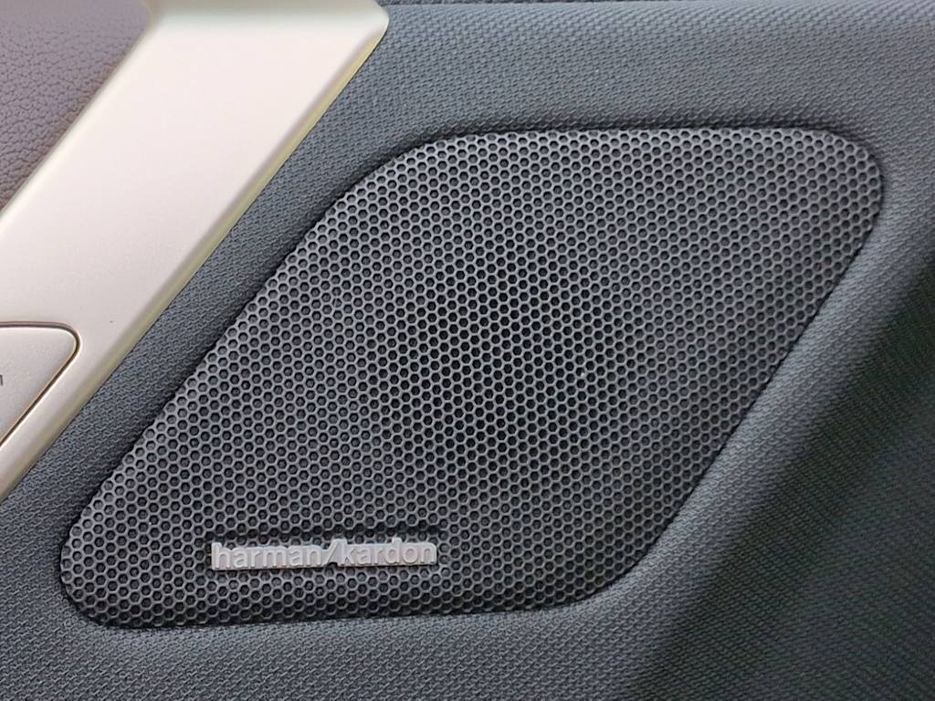 Thumbnail: 2025 BMW iX - 35