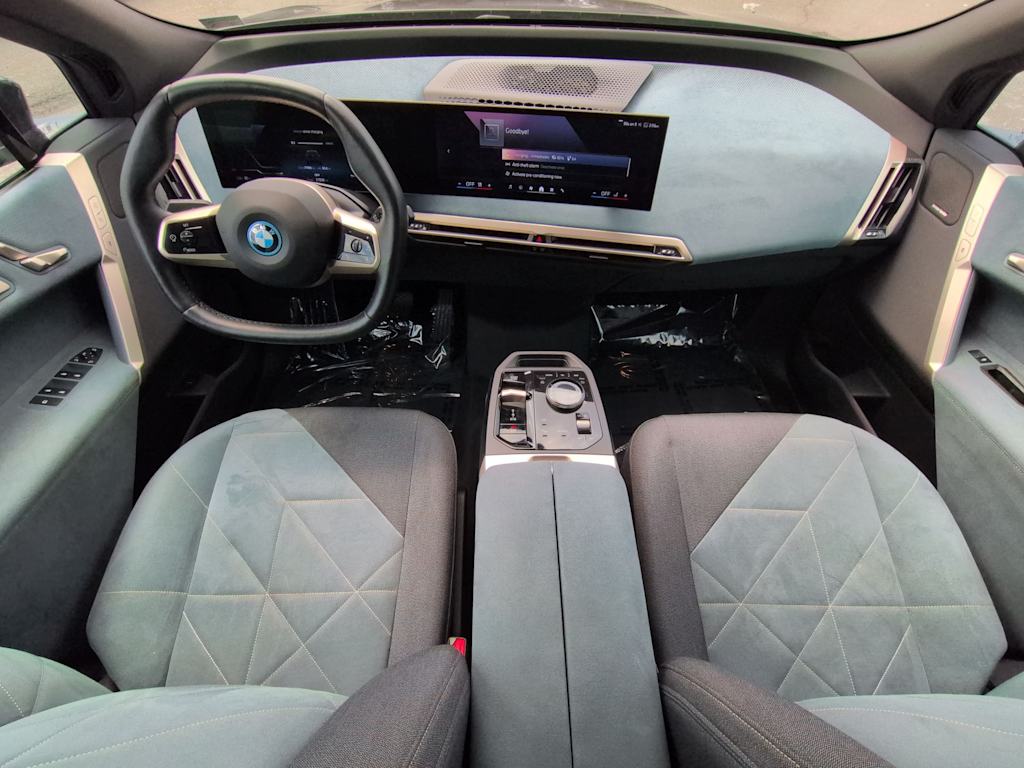 Thumbnail: 2024 BMW iX - 9