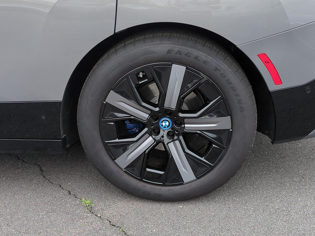 Thumbnail: 2025 BMW iX - 8