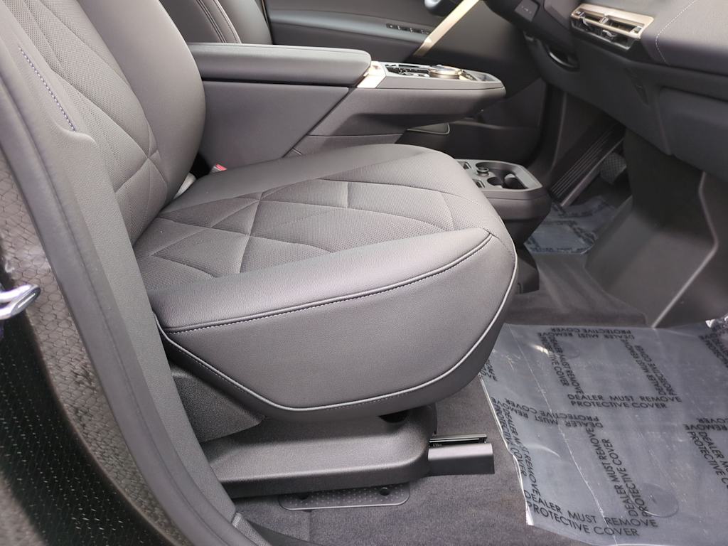 Thumbnail: 2025 BMW iX - 29