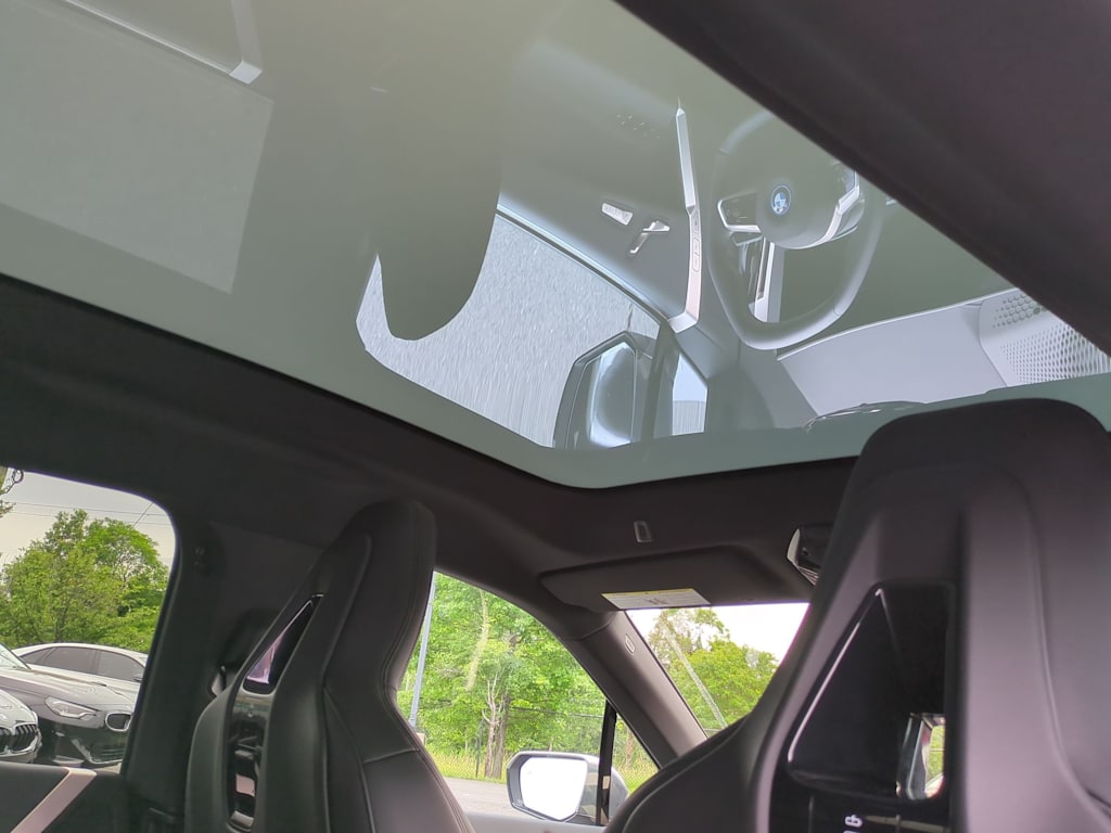 Thumbnail: 2025 BMW iX - 28