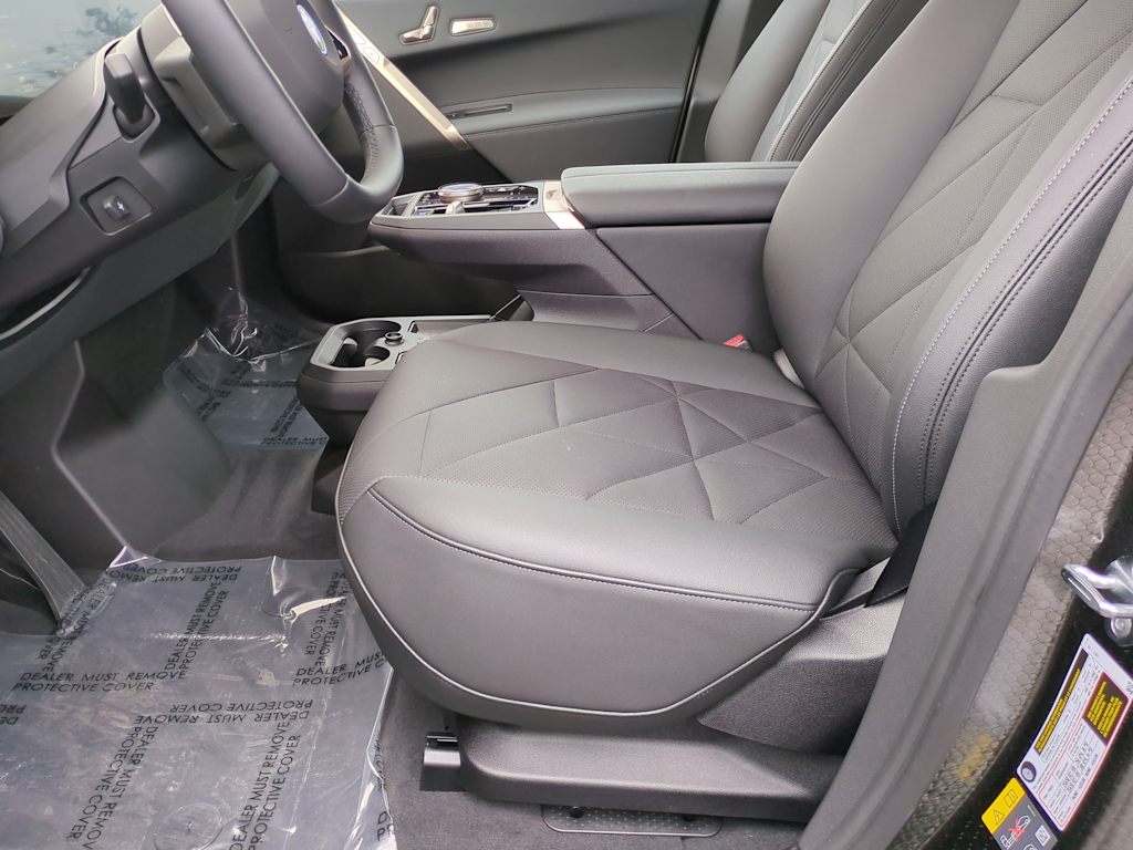 Thumbnail: 2025 BMW iX - 10