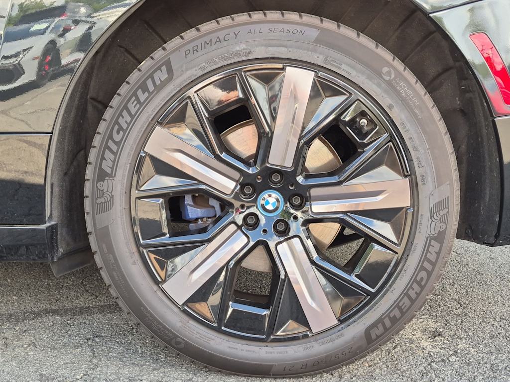 Thumbnail: 2024 BMW iX - 7