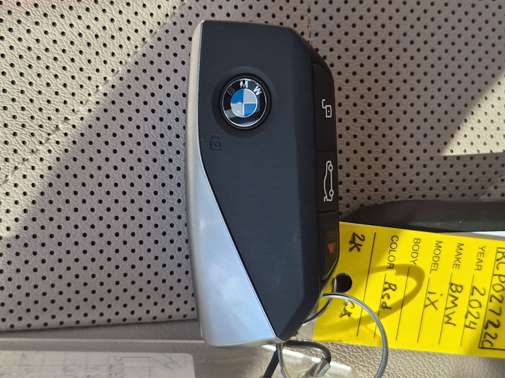 Thumbnail: 2024 BMW iX - 18