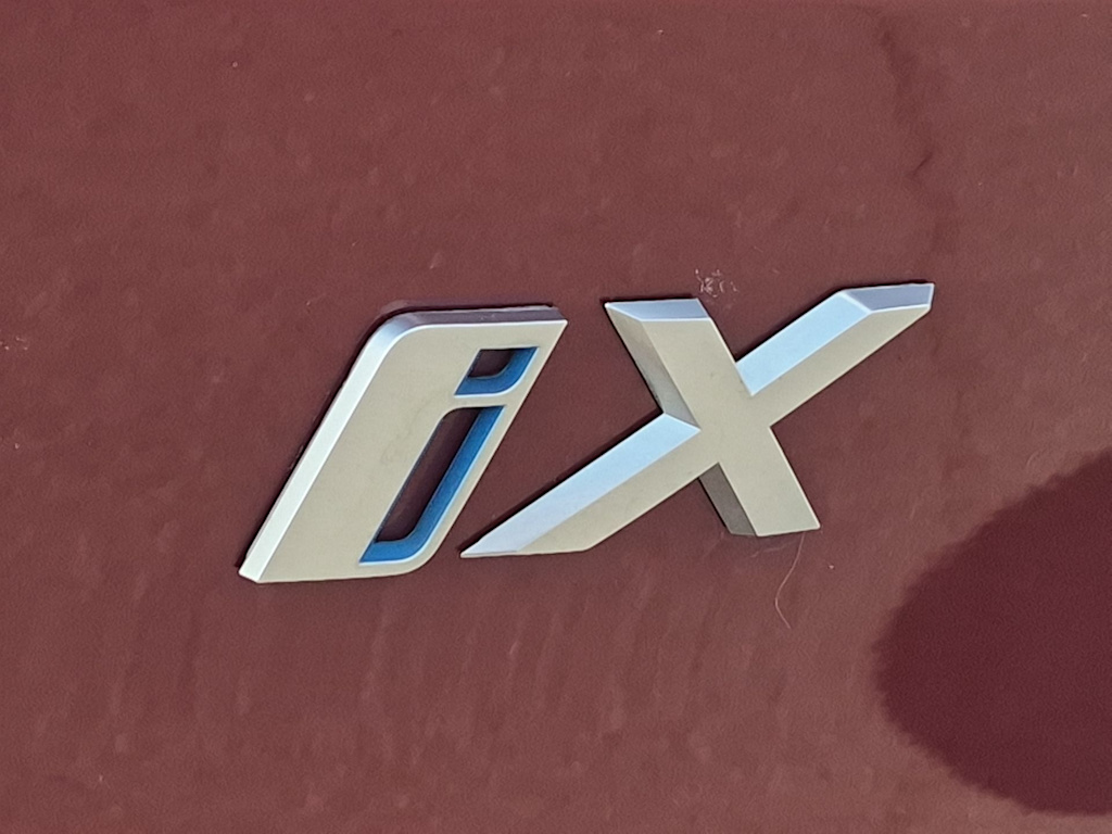 Thumbnail: 2024 BMW iX - 25