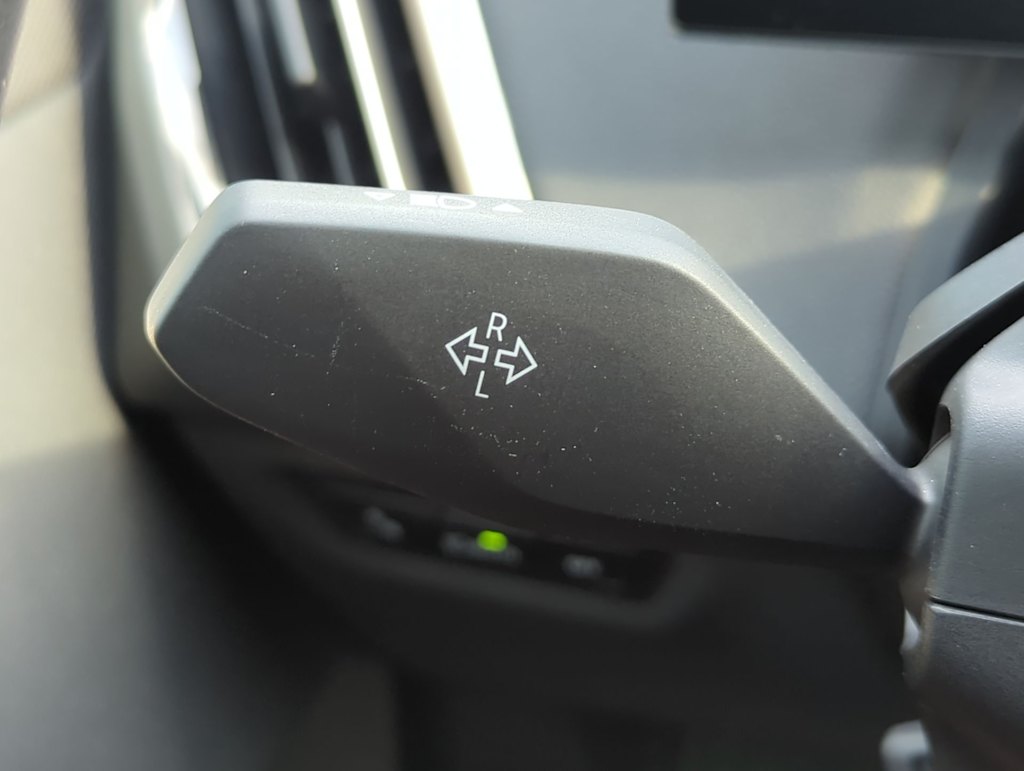 Thumbnail: 2025 BMW iX - 31