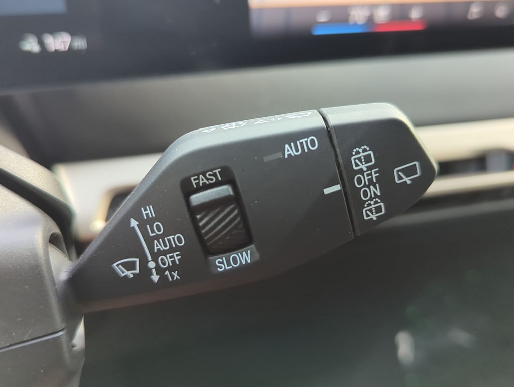 Thumbnail: 2025 BMW iX - 30