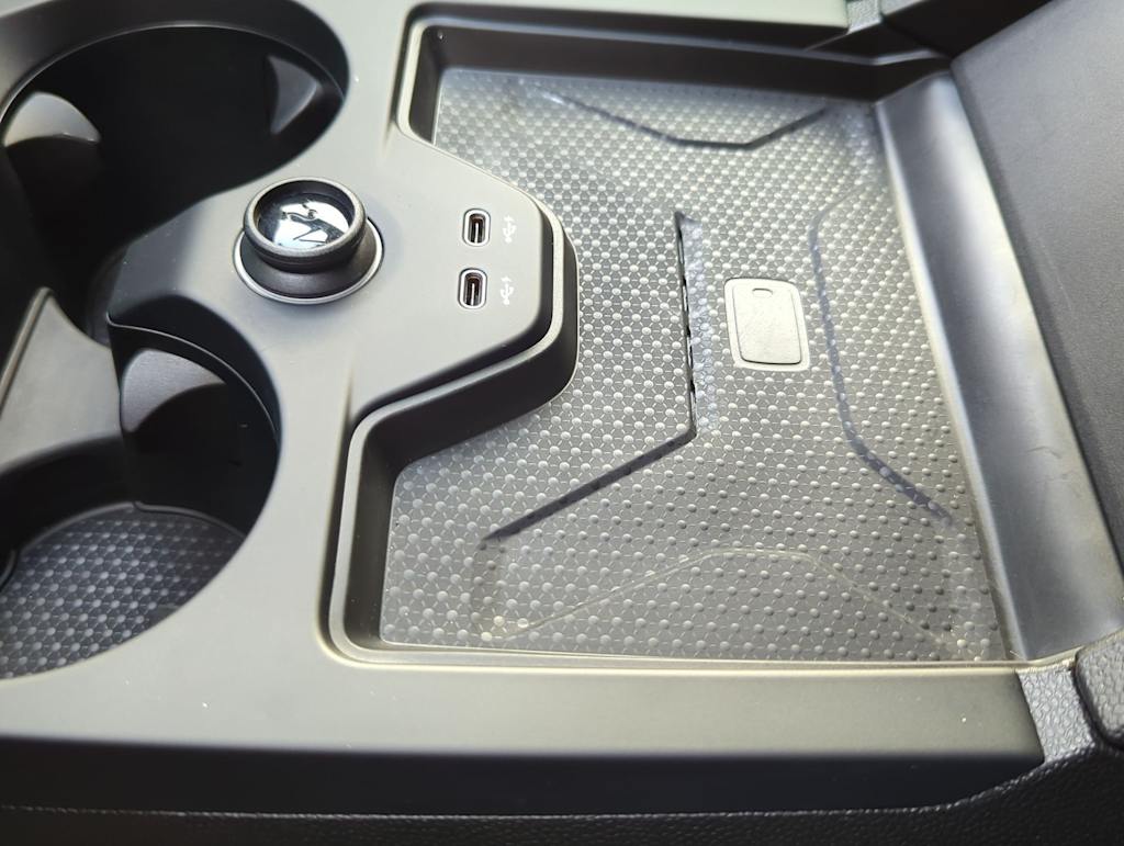 Thumbnail: 2025 BMW iX - 16