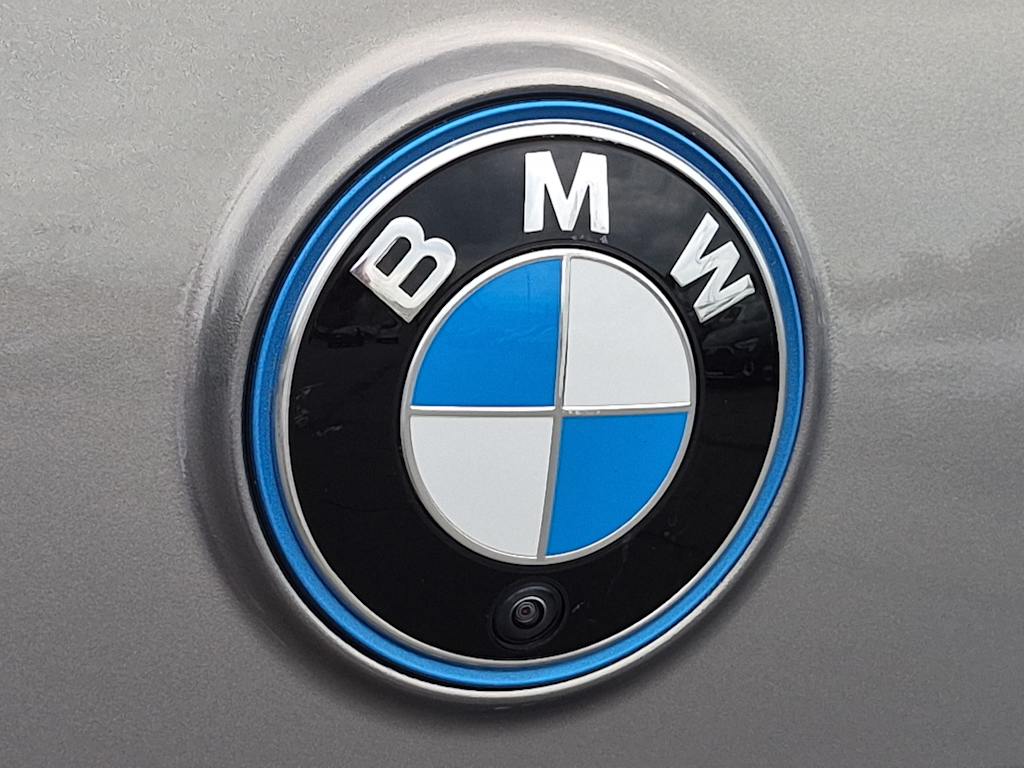 Thumbnail: 2024 BMW iX - 7