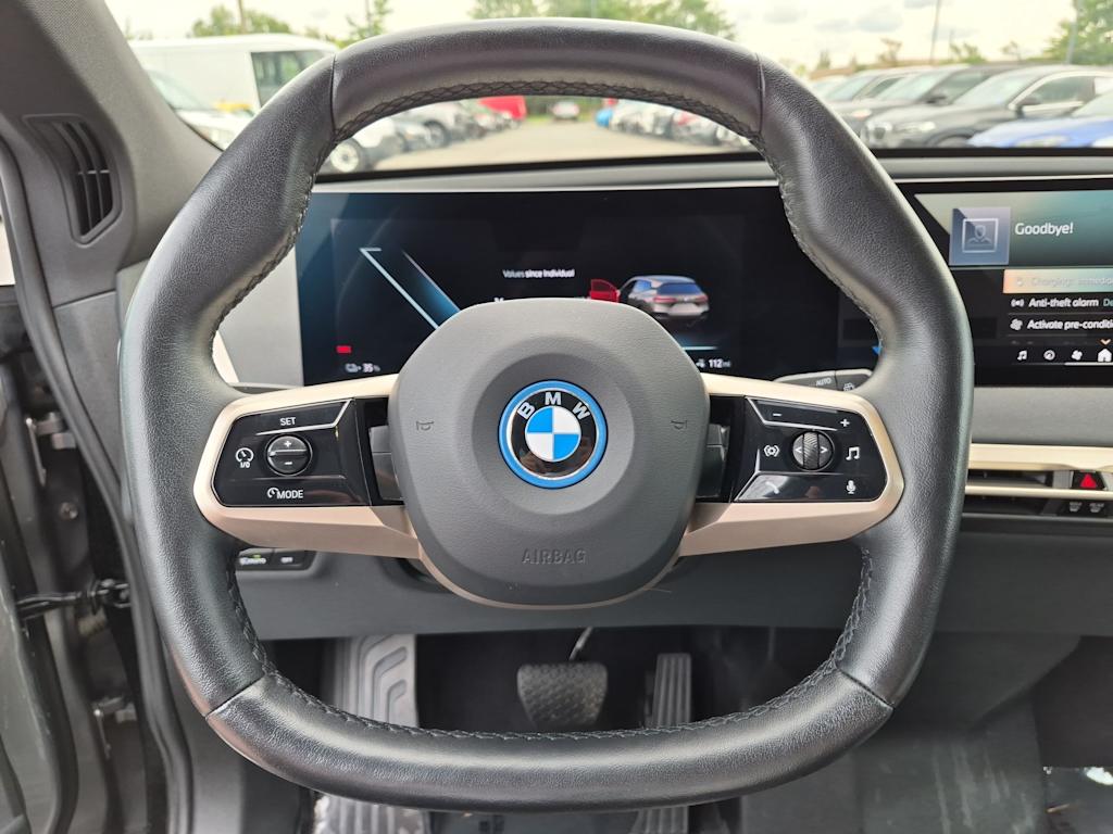 Thumbnail: 2024 BMW iX - 13