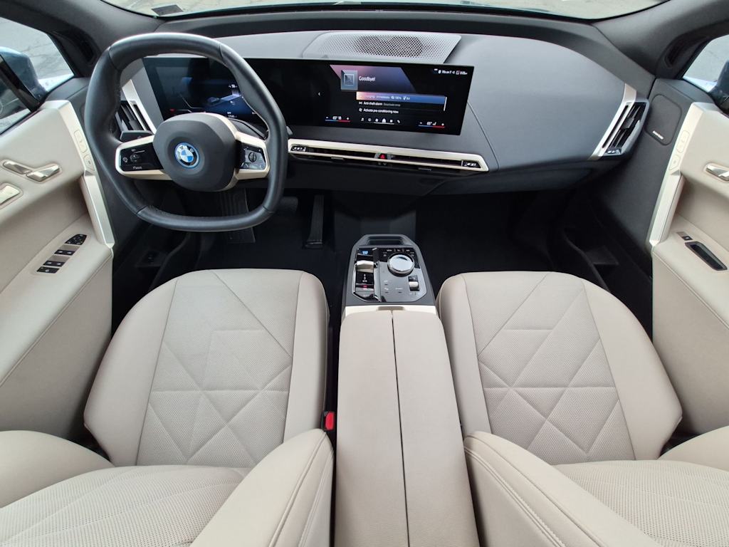 Thumbnail: 2024 BMW iX - 8