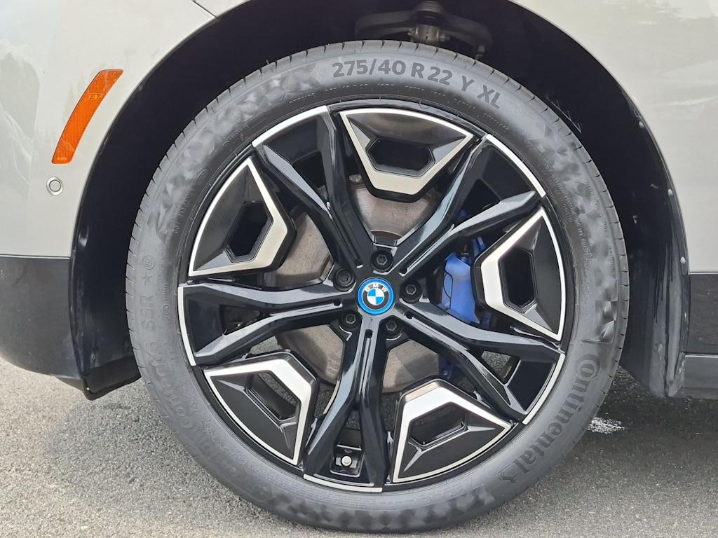 Thumbnail: 2024 BMW iX - 7