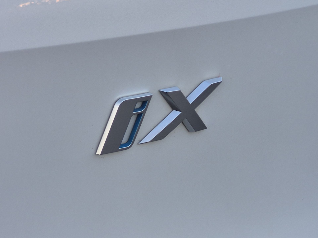 Thumbnail: 2024 BMW iX - 25