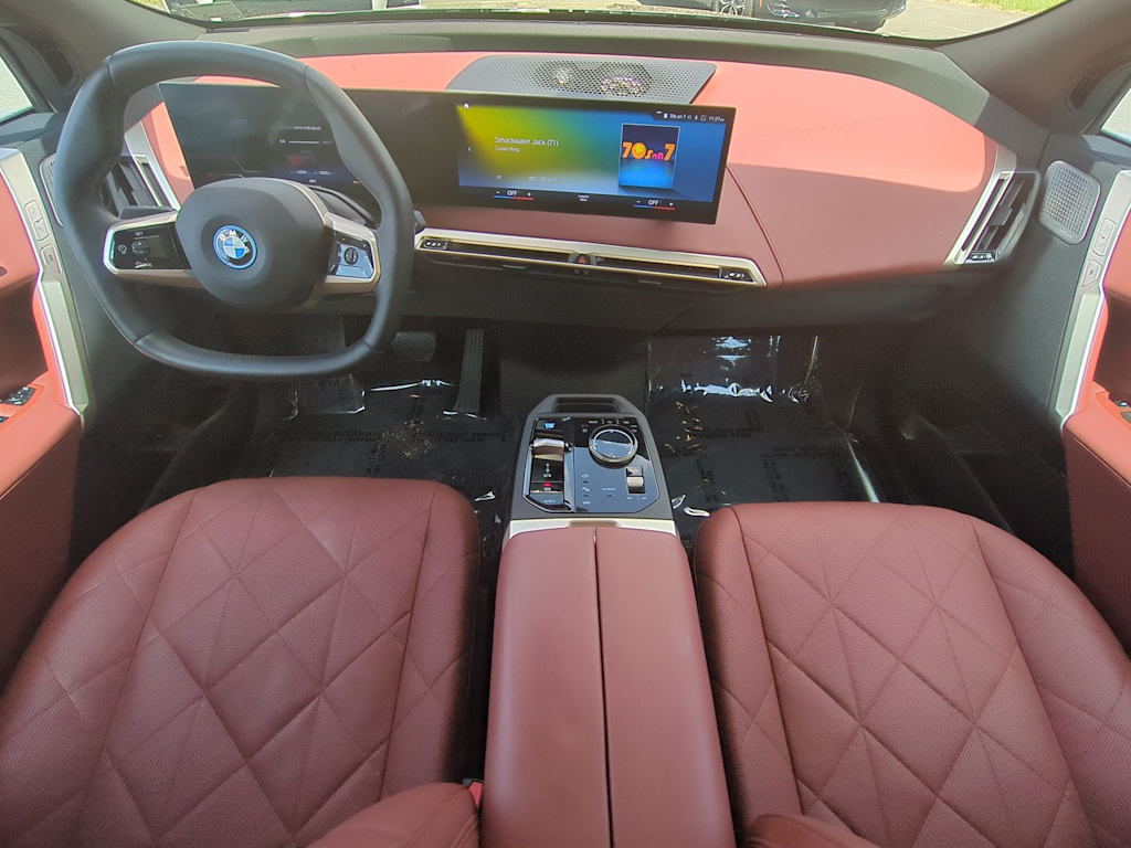 2023 BMW iX M60 5