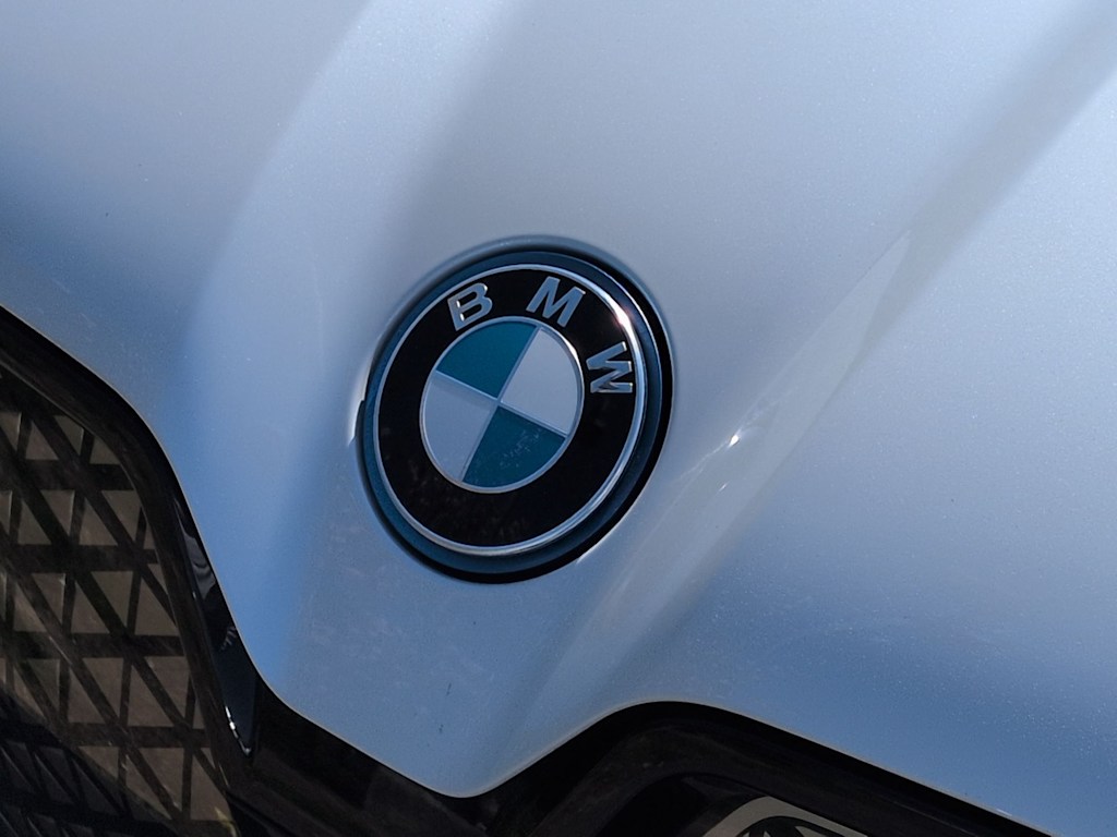 Thumbnail: 2025 BMW iX - 7