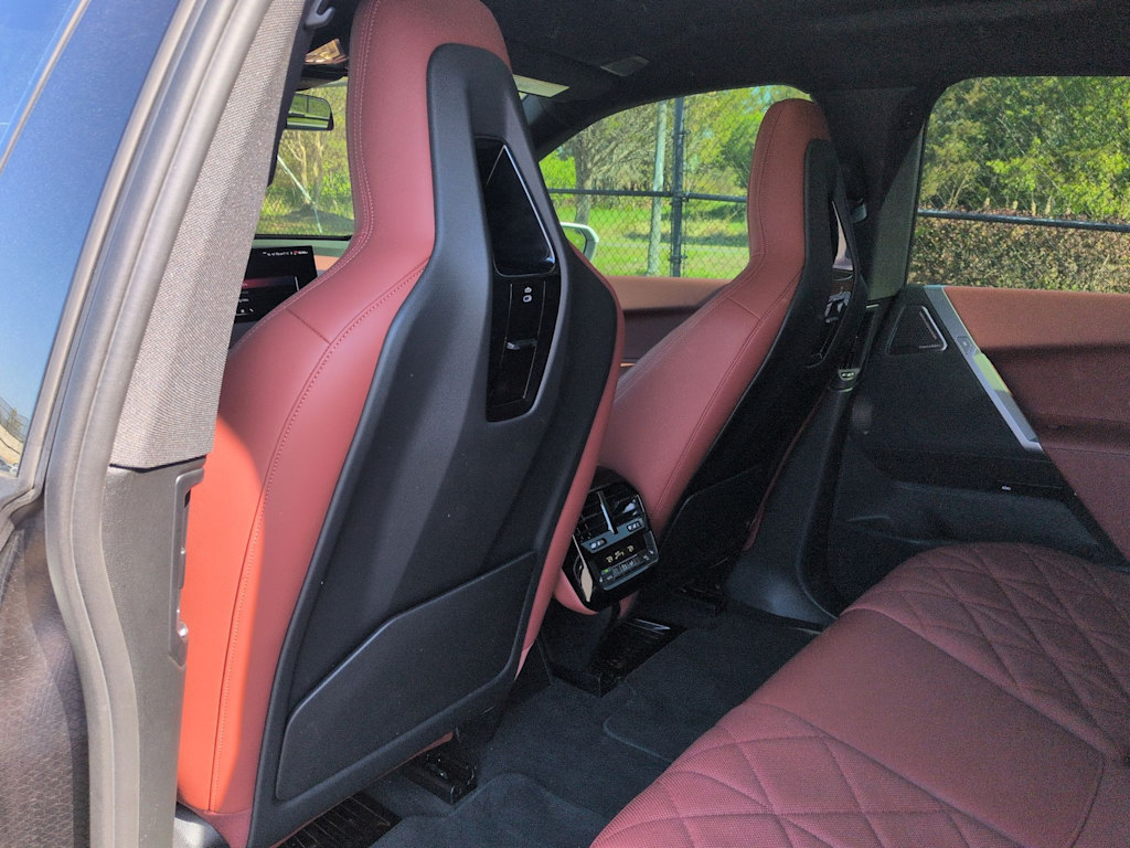 Thumbnail: 2025 BMW iX - 11