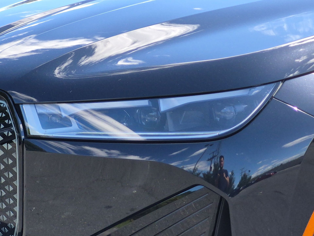 Thumbnail: 2023 BMW iX - 23