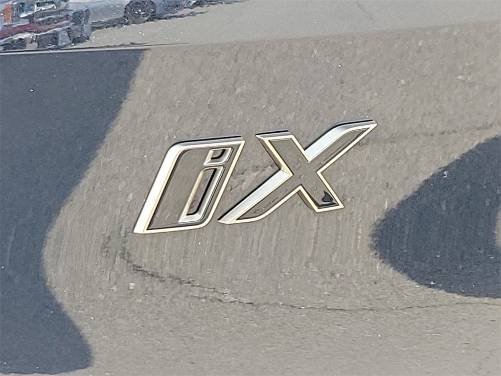 Thumbnail: 2025 BMW iX - 5