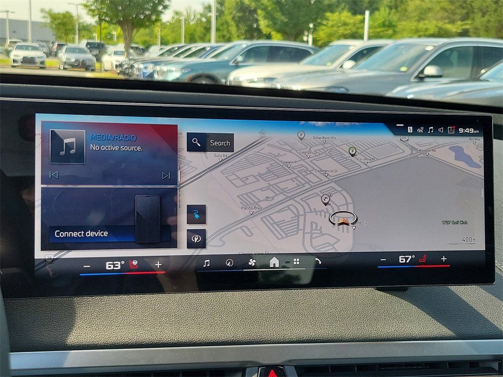 Thumbnail: 2025 BMW iX - 7