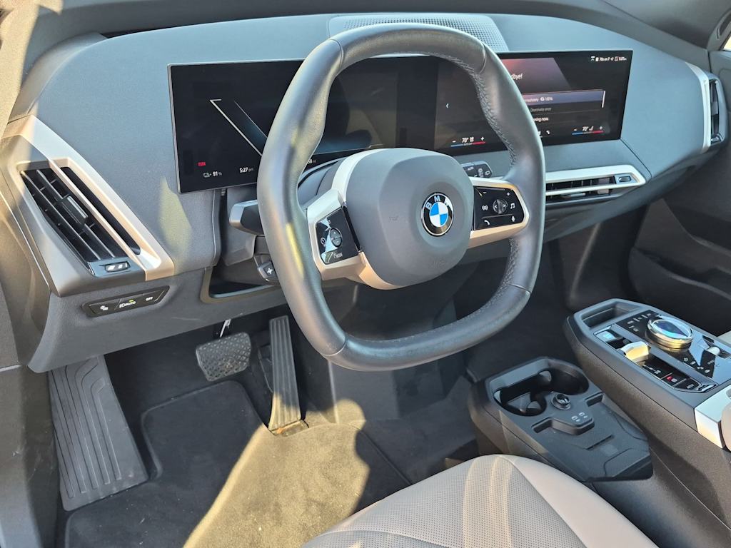 Thumbnail: 2026 BMW iX - 2
