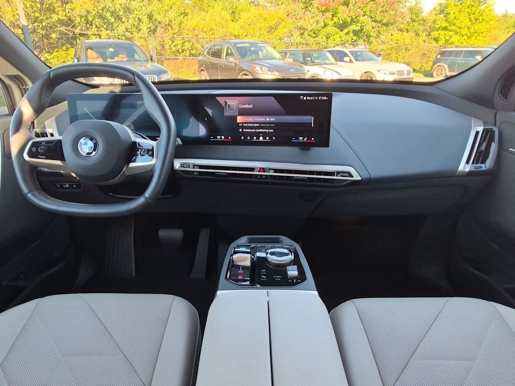 Thumbnail: 2026 BMW iX - 8