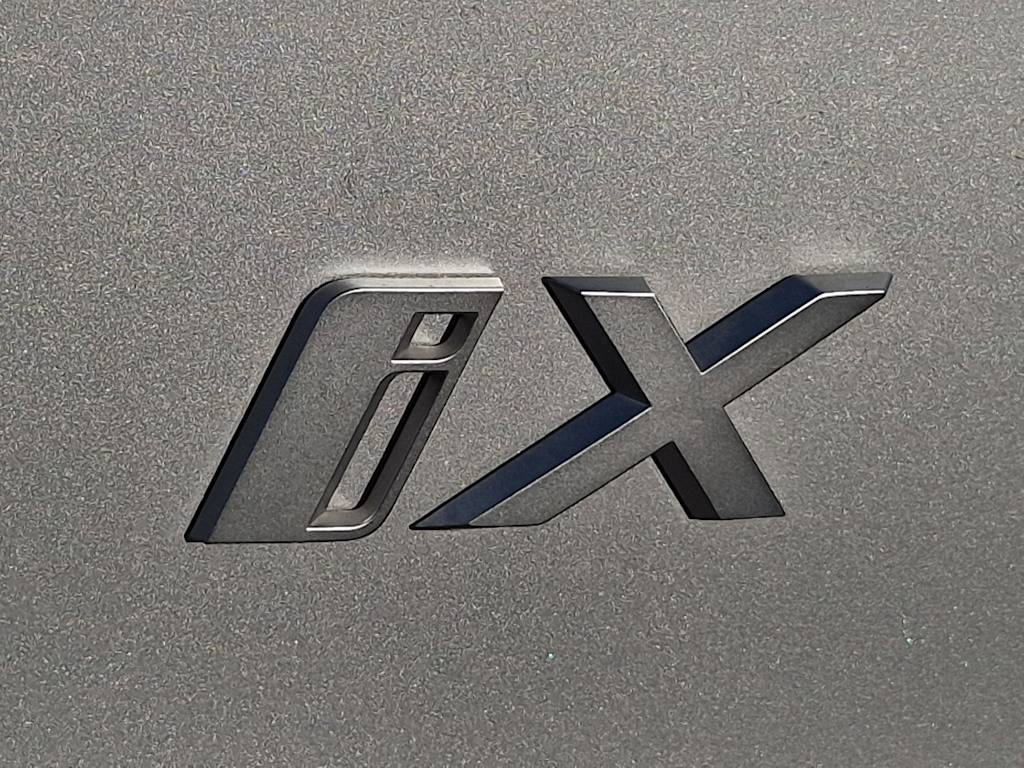 Thumbnail: 2026 BMW iX - 16