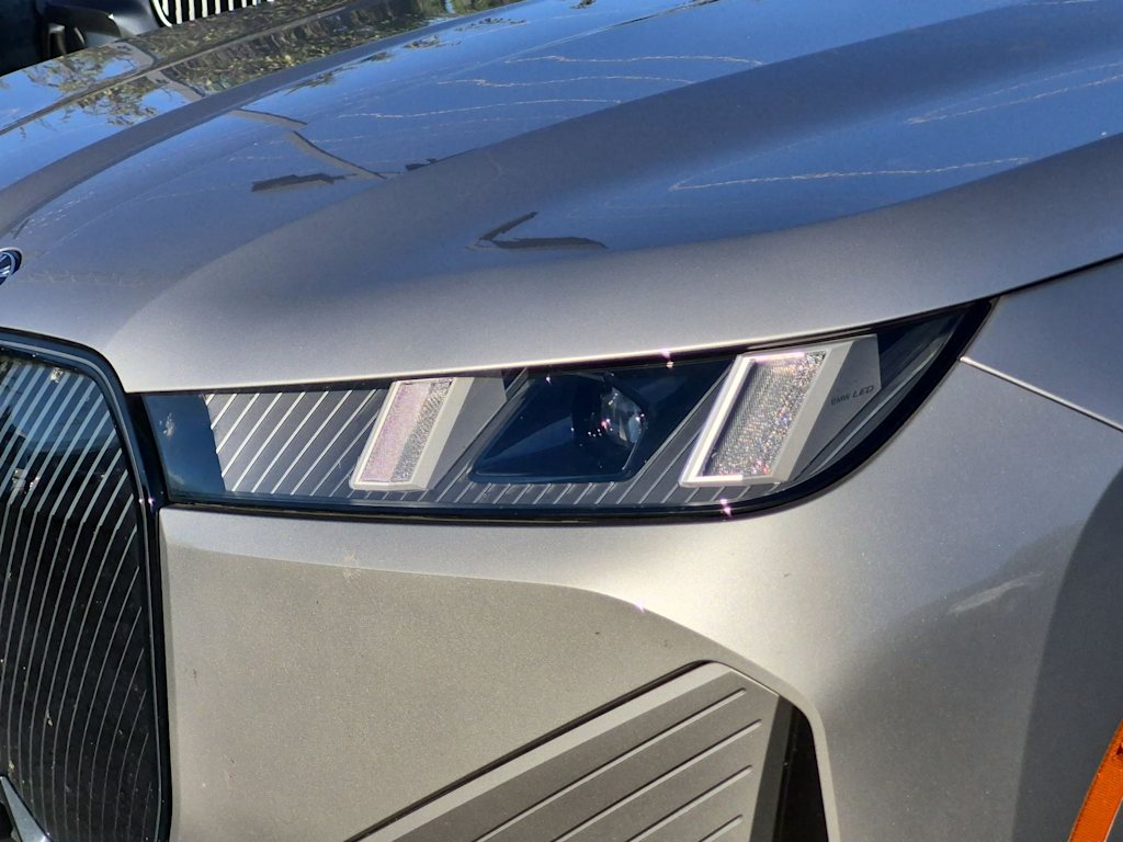Thumbnail: 2026 BMW iX - 22