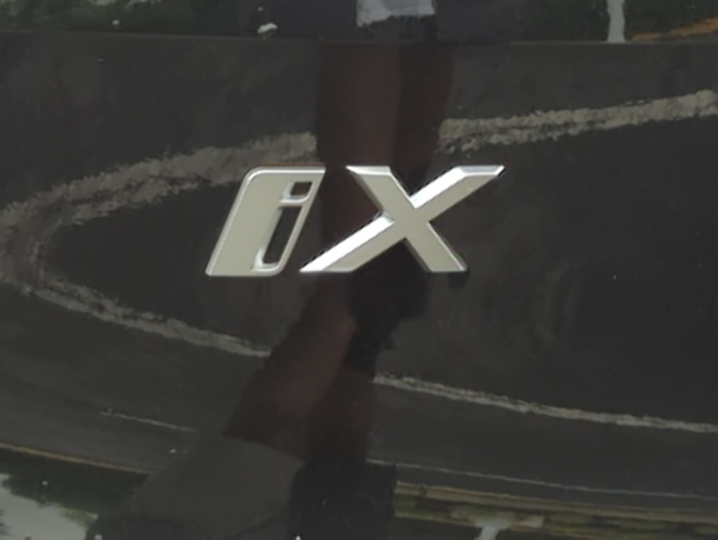 Thumbnail: 2026 BMW iX - 23