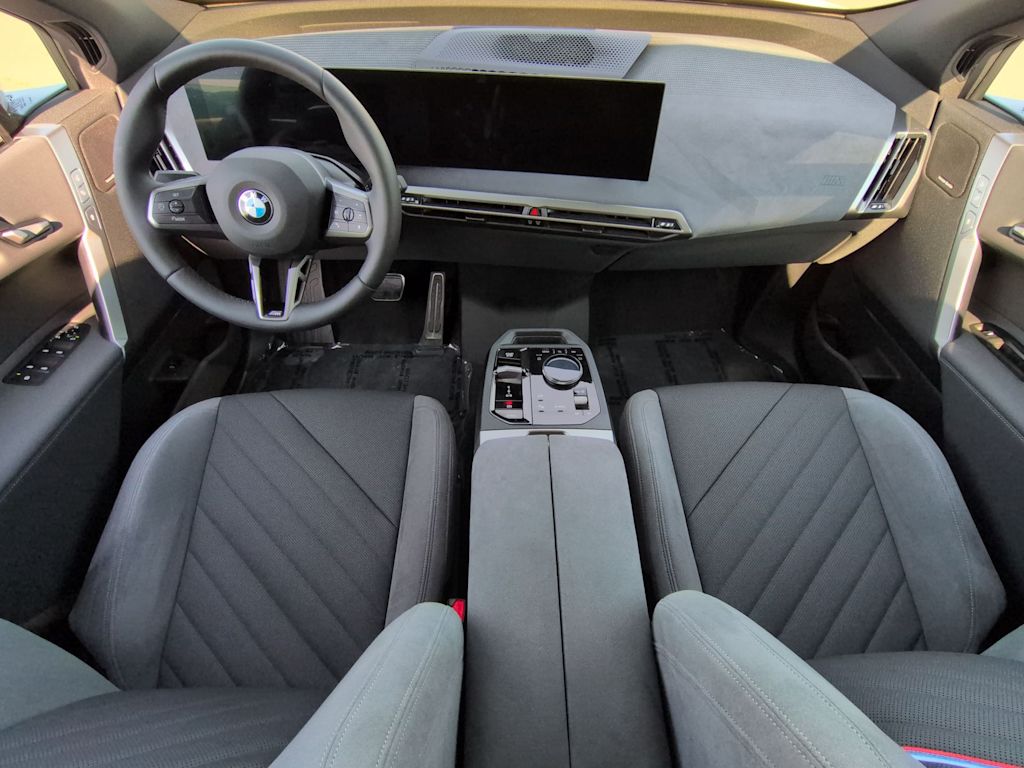 Thumbnail: 2026 BMW iX - 9