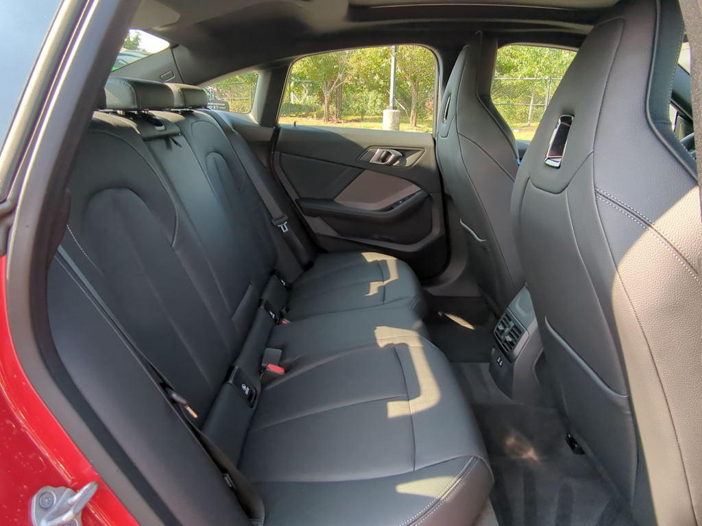 Thumbnail: 2024 BMW 2 Series - 30