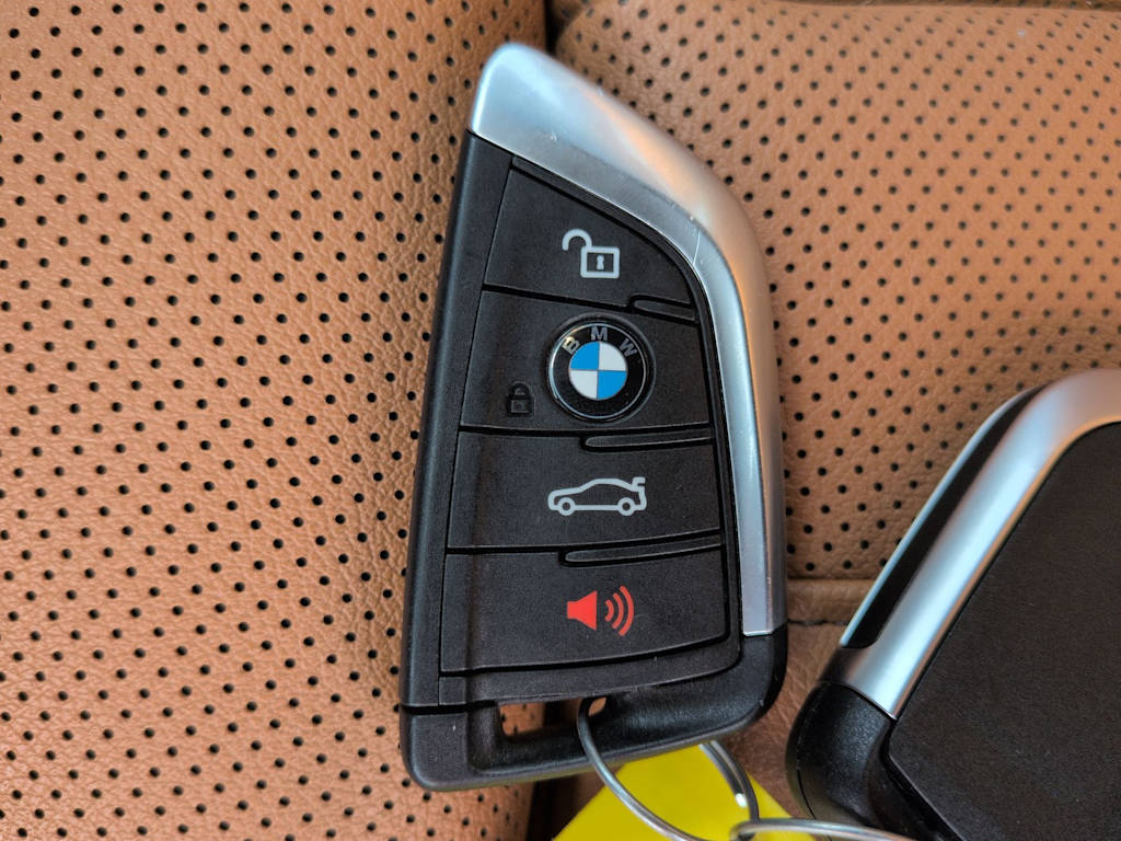Thumbnail: 2023 BMW 5 Series - 17