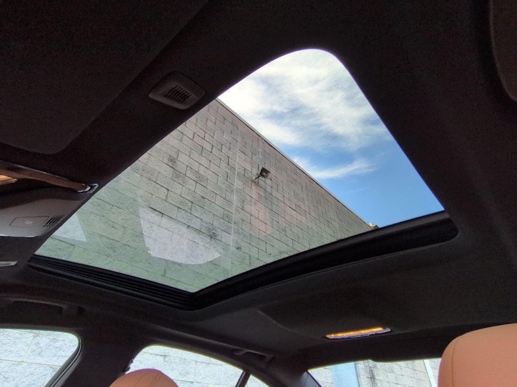 Thumbnail: 2023 BMW 5 Series - 27