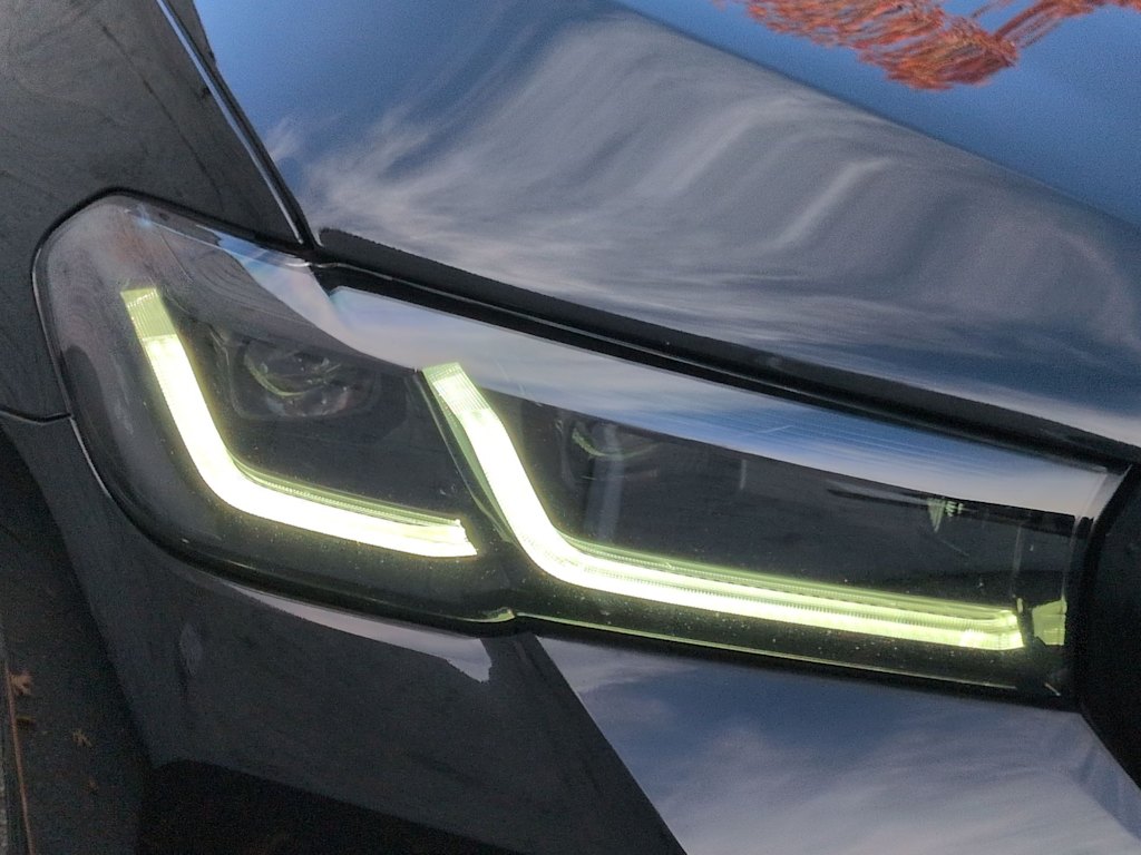 Thumbnail: 2023 BMW 5 Series - 24