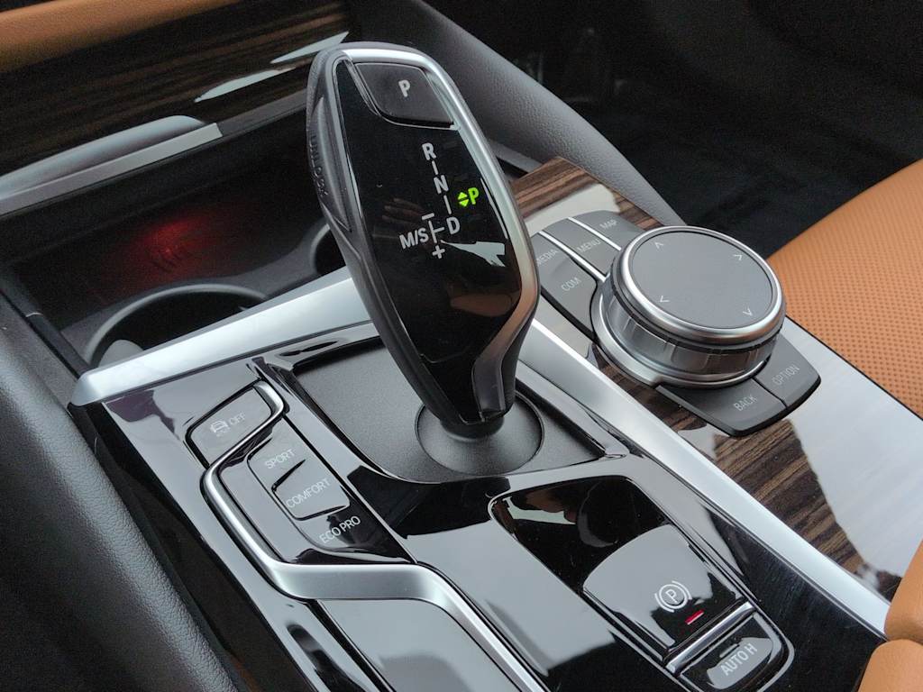 Thumbnail: 2023 BMW 5 Series - 15