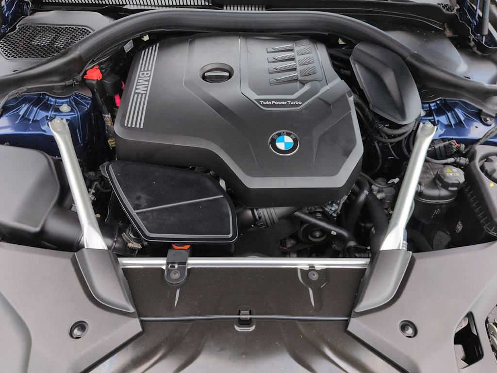 Thumbnail: 2023 BMW 5 Series - 9