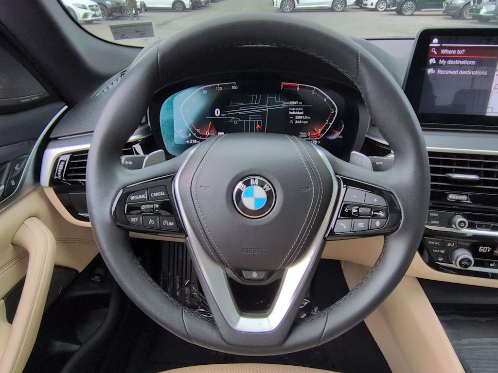 Thumbnail: 2023 BMW 5 Series - 14