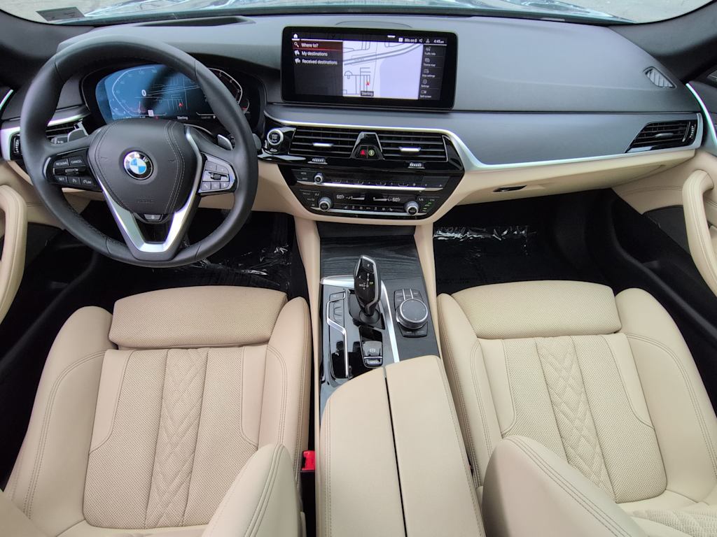 Thumbnail: 2023 BMW 5 Series - 10