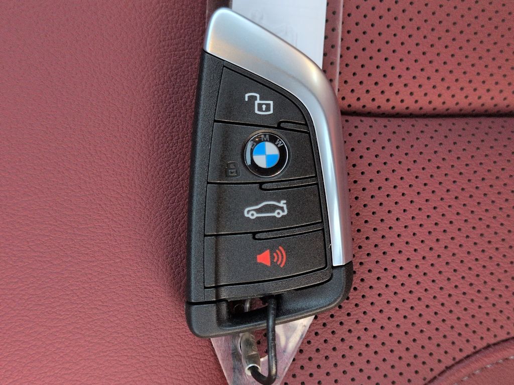 Thumbnail: 2026 BMW 3 Series - 17