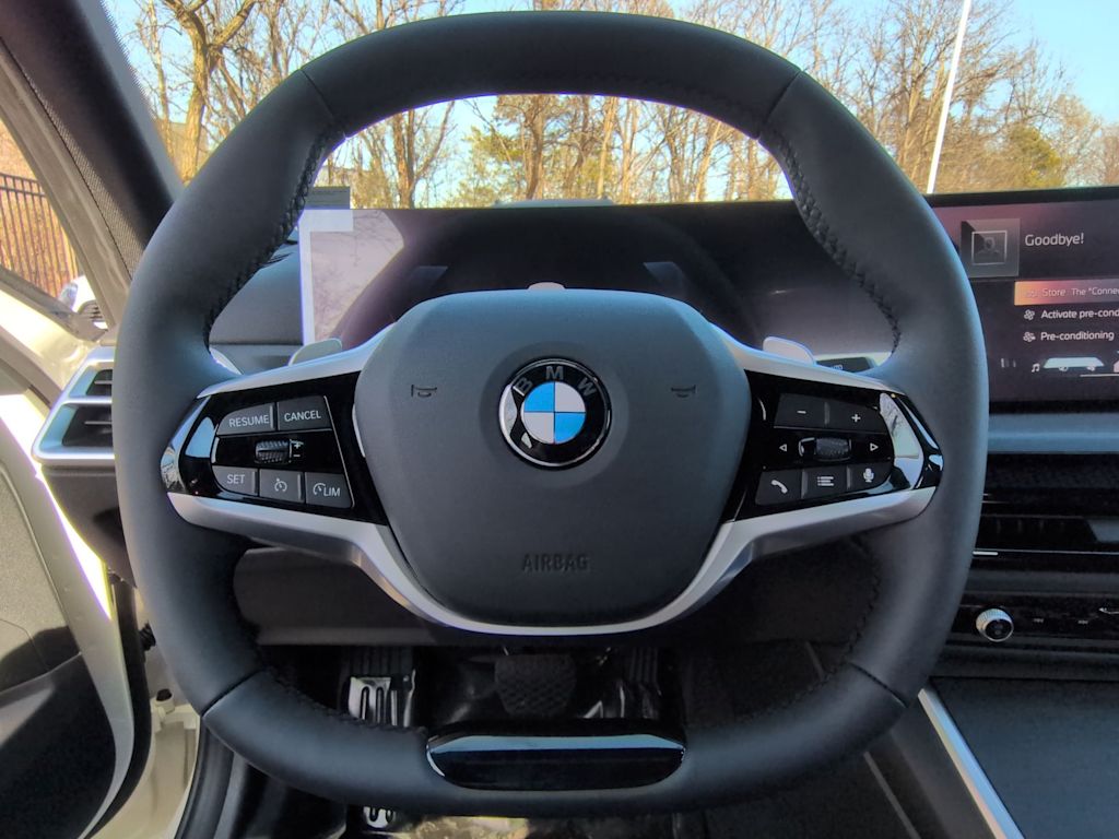Thumbnail: 2026 BMW 3 Series - 13