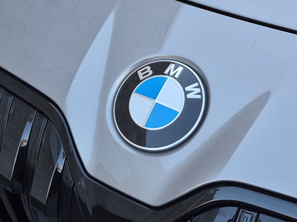Thumbnail: 2024 BMW 7 Series - 7