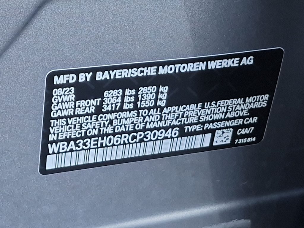 Thumbnail: 2024 BMW 7 Series - 21