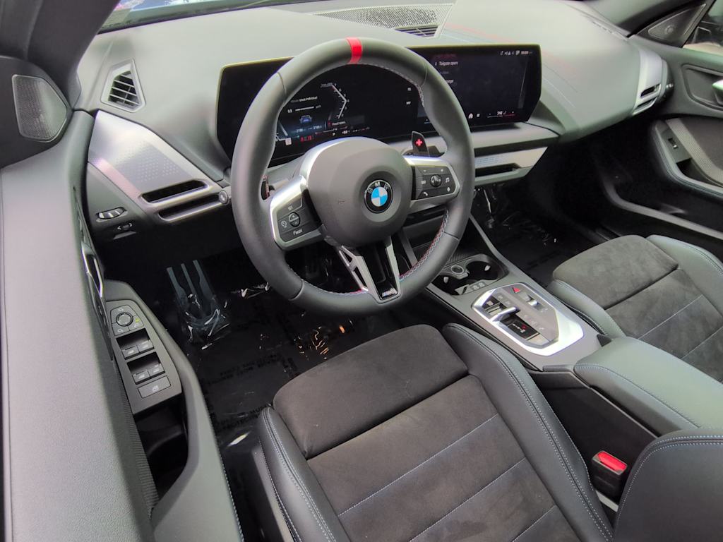 Thumbnail: 2025 BMW 2 Series - 2