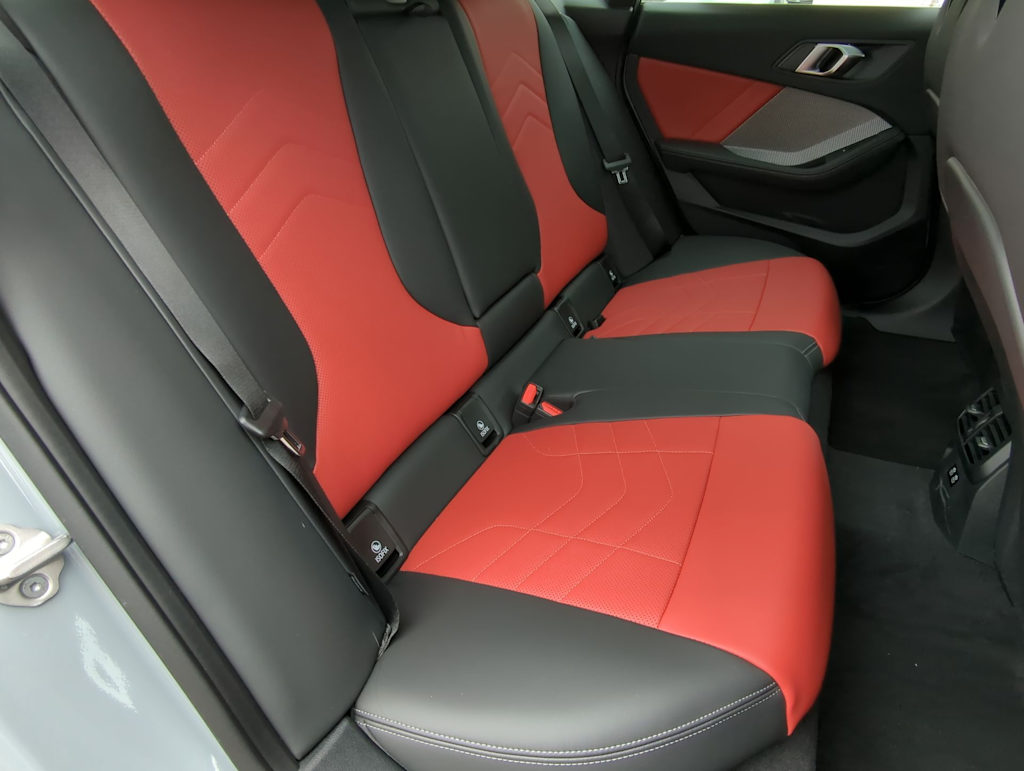 Thumbnail: 2025 BMW 2 Series - 27