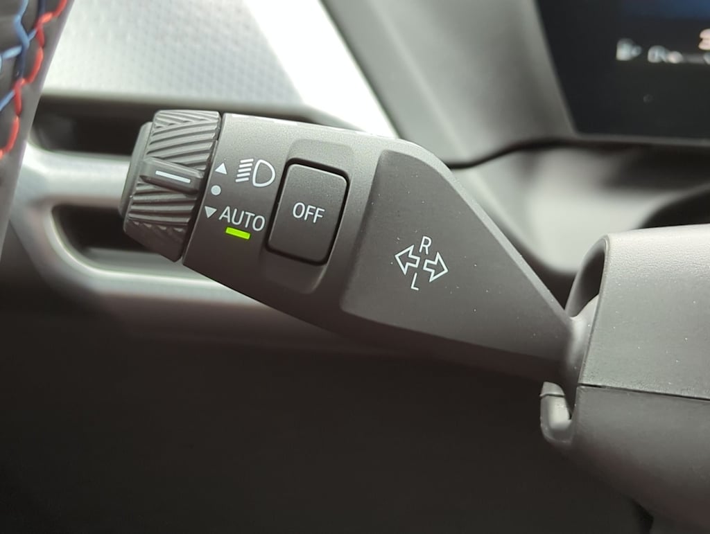 Thumbnail: 2025 BMW 2 Series - 32