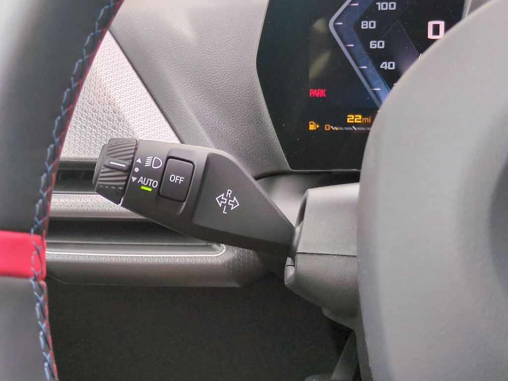 Thumbnail: 2025 BMW 2 Series - 31