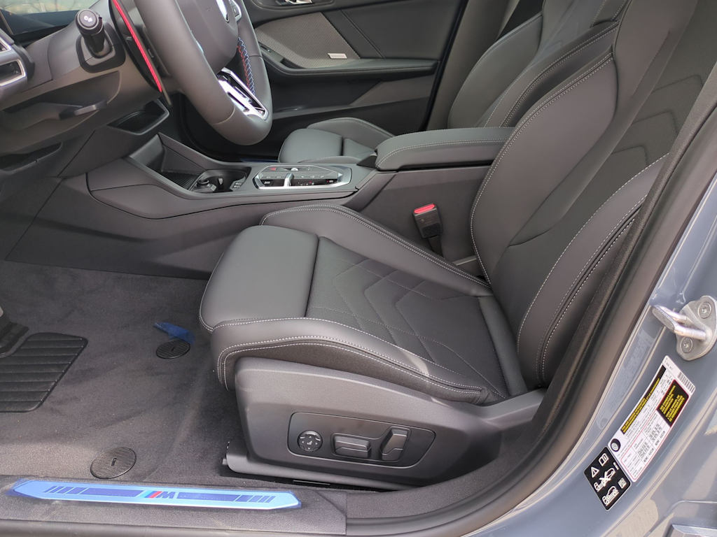 Thumbnail: 2025 BMW 2 Series - 11